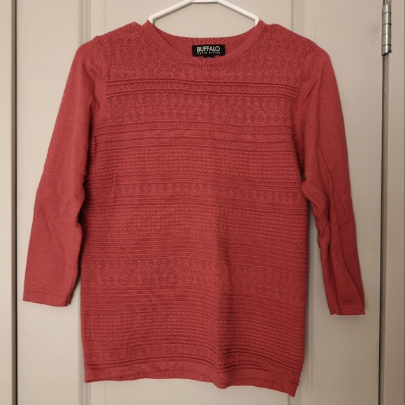 3/4 length sleeve shirt - Picture 1 of 6